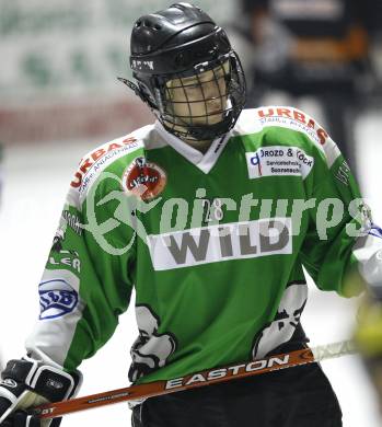 Eishockey. CHL Ost. VST Adler Wild Voelkermarkt gegen USC Velden. Rene Lipusch (Voelkermarkt). Voelkermarkt, 29.11.2008
Foto: Kuess
---
pressefotos, pressefotografie, kuess, qs, qspictures, sport, bild, bilder, bilddatenbank