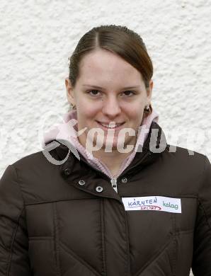 Kaernten Sport. Package Uebergabe. Uschi Halbreiner (Schwimmen). 
Forstsee, am 21.11.2008.
Foto: Kuess
---
pressefotos, pressefotografie, kuess, qs, qspictures, sport, bild, bilder, bilddatenbank