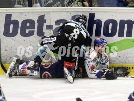 EBEL. Eishockey Bundesliga. EC Pasut VSV gegen EHC LIWEST Linz. Michael Raffl,  (VSV), Michael Mayr (Linz). Villach, am 30.11.2008.
Foto: Kuess 

---
pressefotos, pressefotografie, kuess, qs, qspictures, sport, bild, bilder, bilddatenbank