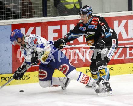 EBEL. Eishockey Bundesliga. EC Pasut VSV gegen EHC LIWEST Linz. Robby Sandrock, (VSV), Martin Grabher-Meier  (Linz). Villach, am 30.11.2008.
Foto: Kuess 

---
pressefotos, pressefotografie, kuess, qs, qspictures, sport, bild, bilder, bilddatenbank