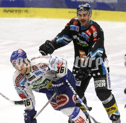 EBEL. Eishockey Bundesliga. EC Pasut VSV gegen EHC LIWEST Linz. Jonathan Ferland,  (VSV), Richard Seeley (Linz). Villach, am 30.11.2008.
Foto: Kuess 

---
pressefotos, pressefotografie, kuess, qs, qspictures, sport, bild, bilder, bilddatenbank