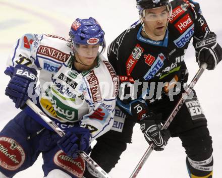 EBEL. Eishockey Bundesliga. EC Pasut VSV gegen EHC LIWEST Linz. Andreas Kristler, (VSV),  Patrick Leahy (Linz). Villach, am 30.11.2008.
Foto: Kuess 

---
pressefotos, pressefotografie, kuess, qs, qspictures, sport, bild, bilder, bilddatenbank