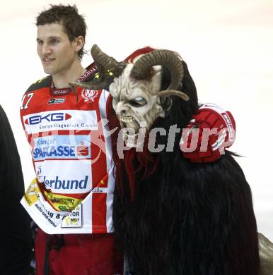 EBEL. Eishockey Bundesliga. KAC gegen Alba Volan. Gregor Hager (KAC), Krampus. Klagenfurt, am 2.12.2008.
Foto: Kuess 

---
pressefotos, pressefotografie, kuess, qs, qspictures, sport, bild, bilder, bilddatenbank