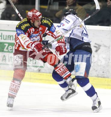 EBEL. Eishockey Bundesliga. KAC gegen Alba Volan. Warren Norris (KAC), Andras Benk(Alba Volan). Klagenfurt, am 2.12.2008.
Foto: Kuess 

---
pressefotos, pressefotografie, kuess, qs, qspictures, sport, bild, bilder, bilddatenbank