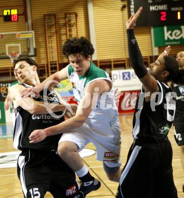 Basketball Bundesliga. Woerthersee Piraten gegen Guessing Knights.  Erik Rhinehart (Piraten).  Klagenfurt, 7.12.2008
Foto: Kuess

---
pressefotos, pressefotografie, kuess, qs, qspictures, sport, bild, bilder, bilddatenbank