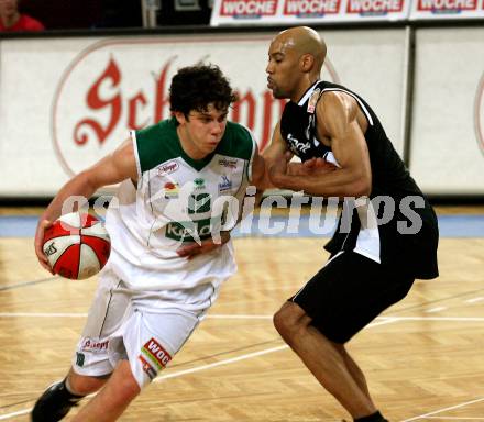 Basketball Bundesliga. Woerthersee Piraten gegen Guessing Knights.  Erik Rhinehart (Piraten).  Klagenfurt, 7.12.2008
Foto: Nadja Kuess

---
pressefotos, pressefotografie, kuess, qs, qspictures, sport, bild, bilder, bilddatenbank