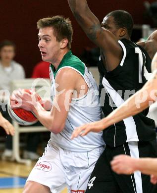 Basketball Bundesliga. Woerthersee Piraten gegen Guessing Knights.  Rasid Mahalbasic (Piraten).  Klagenfurt, 7.12.2008
Foto: Kuess

---
pressefotos, pressefotografie, kuess, qs, qspictures, sport, bild, bilder, bilddatenbank