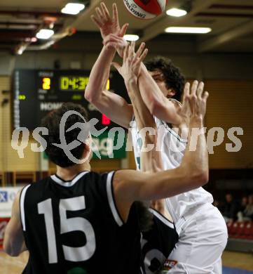 Basketball Bundesliga. Woerthersee Piraten gegen Guessing Knights.  Erik Rhinehart (Piraten).  Klagenfurt, 7.12.2008
Foto: Kuess

---
pressefotos, pressefotografie, kuess, qs, qspictures, sport, bild, bilder, bilddatenbank