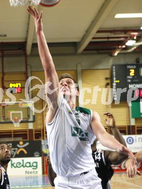 Basketball Bundesliga. Woerthersee Piraten gegen Guessing Knights.  Rasid Mahalbasic (Piraten).  Klagenfurt, 7.12.2008
Foto: Kuess

---
pressefotos, pressefotografie, kuess, qs, qspictures, sport, bild, bilder, bilddatenbank