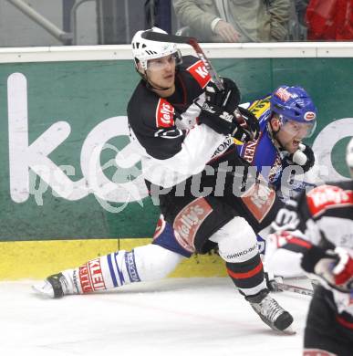 EBEL. Eishockey Bundesliga. EC Pasut VSV gegen HK Acroni Jesenice. Mickey Elick (VSV), Marcel Rodman (Jesenice). Villach, am 7.12.2008.
Foto: Kuess 


---
pressefotos, pressefotografie, kuess, qs, qspictures, sport, bild, bilder, bilddatenbank