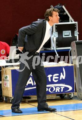 Basketball Bundesliga. Woerthersee Piraten gegen Guessing Knights.  Trainer Mathias Fischer (Piraten).  Klagenfurt, 7.12.2008
Foto: Kuess

---
pressefotos, pressefotografie, kuess, qs, qspictures, sport, bild, bilder, bilddatenbank