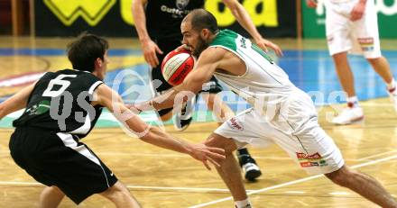 Basketball Bundesliga. Woerthersee Piraten gegen Guessing Knights.  Joachim Buggelsheim (Piraten),  Lukas Unger (Guessing).  Klagenfurt, 7.12.2008
Foto: Nadja Kuess

---
pressefotos, pressefotografie, kuess, qs, qspictures, sport, bild, bilder, bilddatenbank