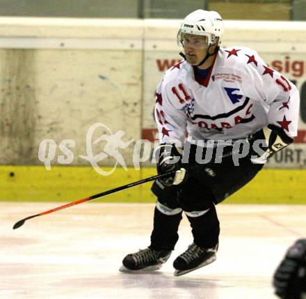 Eishockey CHL. Carinthian Hokey League. HCP Pubersdorf gegen Althofen. Andreas Novak (Pubersdorf). Klagenfurt, 6.12.2008
Foto: Nadja Kuess 
---
pressefotos, pressefotografie, kuess, qs, qspictures, sport, bild, bilder, bilddatenbank