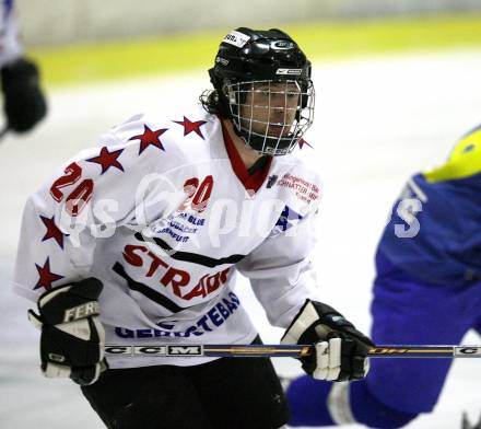 Eishockey. Kaerntner Liga. HCP Pubersdorf gegen Althofen. Marjan Urank (Pubersdorf). Klagenfurt, 6.12.2008
Foto: Nadja Kuess 
---
pressefotos, pressefotografie, kuess, qs, qspictures, sport, bild, bilder, bilddatenbank