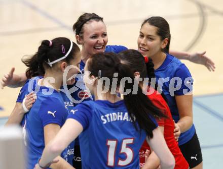 Volleyball Challenge Cup. ATSC Wildcats gegen Markopoulo (Griechenland). Jubel (Wildcats). Klagenfurt, am 11.12.2008.
Foto: Nadja Kuess 


---
pressefotos, pressefotografie, kuess, qs, qspictures, sport, bild, bilder, bilddatenbank