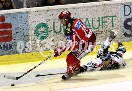 EBEL. Eishockey Bundesliga. KAC gegen  EHC LIWEST Linz. REICHEL Johannes (KAC), MATTHIASSON Markus (Linz). Klagenfurt, am 14.12.2008.
Foto: Kuess 

---
pressefotos, pressefotografie, kuess, qs, qspictures, sport, bild, bilder, bilddatenbank