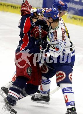 EBEL. Eishockey Bundesliga. EC Pasut VSV gegen EC Red Bull Salzburg. Michael Raffl, (VSV), Martin Mairitsch  (Salzburg). Villach, am 14.12.2008.
Foto: Kuess 

---
pressefotos, pressefotografie, kuess, qs, qspictures, sport, bild, bilder, bilddatenbank