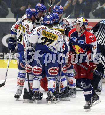 EBEL. Eishockey Bundesliga. EC Pasut VSV gegen EC Red Bull Salzburg. Torjubel VSV. Villach, am 14.12.2008.
Foto: Kuess 

---
pressefotos, pressefotografie, kuess, qs, qspictures, sport, bild, bilder, bilddatenbank