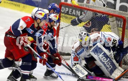 EBEL. Eishockey Bundesliga. EC Pasut VSV gegen EC Red Bull Salzburg. Gert Prohaska, (VSV),  Adrian Foster, Daniel Welser (Salzburg). Villach, am 14.12.2008.
Foto: Kuess 

---
pressefotos, pressefotografie, kuess, qs, qspictures, sport, bild, bilder, bilddatenbank