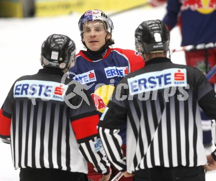 EBEL. Eishockey Bundesliga. EC Pasut VSV gegen EC Red Bull Salzburg. Dieter Kalt (Salzburg), Schiedsrichter. Villach, am 14.12.2008.
Foto: Kuess 

---
pressefotos, pressefotografie, kuess, qs, qspictures, sport, bild, bilder, bilddatenbank