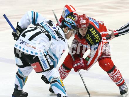 EBEL. Eishockey Bundesliga. KAC gegen  EHC LIWEST Linz. Warren Norris (KAC), Philipp Lukas (Linz). Klagenfurt, am 14.12.2008.
Foto: Kuess 

---
pressefotos, pressefotografie, kuess, qs, qspictures, sport, bild, bilder, bilddatenbank