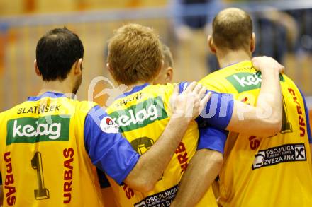 Volleyball. Challenge Cup. SK Aich/Dob gegen TV Amriswil (Schweiz). David Slatinsek, Alexander Shane, Bencic Martin (Aich). Prevalje, 16.12.2008.
Foto: Kuess

---
pressefotos, pressefotografie, kuess, qs, qspictures, sport, bild, bilder, bilddatenbank