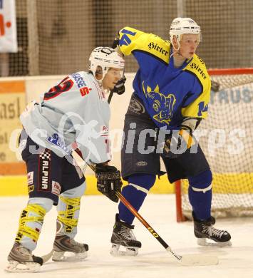 Eishockey Carinthian Hokey League. CHL. Steindorf gegen Althofen. Martin Leitner (Steindorf), Marko Ganster (Althofen). Steindorf, am 20.12.2008.
Foto: Kuess
---
pressefotos, pressefotografie, kuess, qs, qspictures, sport, bild, bilder, bilddatenbank