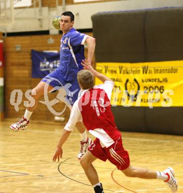 Handball Bundesliga. SVVW Klagenfurt gegen SC Ferlach. Stefan Godec (SVVW), Bostjan Stusaj (Ferlach). Klagenfurt, 20.12.2008.
Foto: Kuess

---
pressefotos, pressefotografie, kuess, qs, qspictures, sport, bild, bilder, bilddatenbank