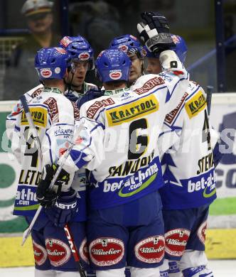 EBEL. Eishockey Bundesliga. EC Pasut VSV gegen Alba Volan Szekesfehervar. Torjubel VSV. Villach, am 21.12.2008.
Foto: Kuess 


---
pressefotos, pressefotografie, kuess, qs, qspictures, sport, bild, bilder, bilddatenbank