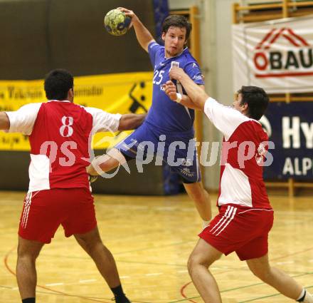 Handball Bundesliga. SVVW Klagenfurt gegen SC Ferlach. Damir Cisic, Oliver Andres (SVVW), Gerfried Nagel (Ferlach). Klagenfurt, am 20.12.2008.
Foto: Kuess
---
pressefotos, pressefotografie, kuess, qs, qspictures, sport, bild, bilder, bilddatenbank