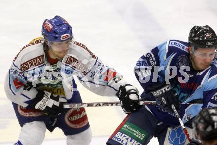 EBEL. Eishockey Bundesliga. EC Pasut VSV gegen Alba Volan Szekesfehervar. Thomas Raffl, (VSV),  Szabolcs Fodor (Szekesfehervar). Villach, am 21.12.2008.
Foto: Kuess 


---
pressefotos, pressefotografie, kuess, qs, qspictures, sport, bild, bilder, bilddatenbank