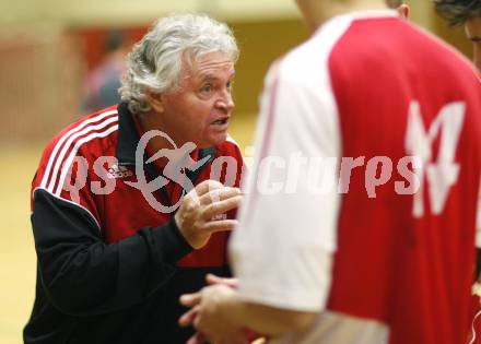 Handball Bundesliga. SVVW Klagenfurt gegen SC Ferlach Trainer Vlado Kajfes (SVVW). Klagenfurt, 20.12.2008.
Foto: Kuess

---
pressefotos, pressefotografie, kuess, qs, qspictures, sport, bild, bilder, bilddatenbank