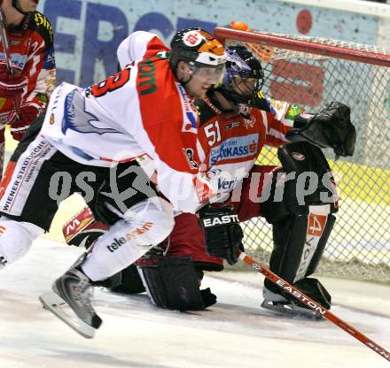 EBEL. Eishockey Bundesliga. KAC gegen HC TWK Innsbruck. SCOTT Travis (KAC), PEWAL Martin (Innsbruck). Klagenfurt, am 21.12.2008.
Foto: Kuess 

---
pressefotos, pressefotografie, kuess, qs, qspictures, sport, bild, bilder, bilddatenbank