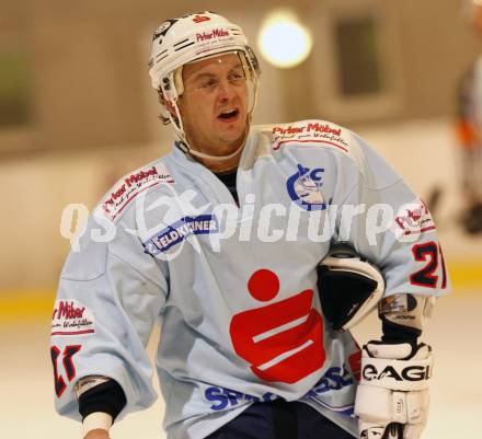 Eishockey Carinthian Hokey League. CHL. Steindorf gegen Althofen. Georg Michenthaler (Steindorf). Steindorf, am 20.12.2008.
Foto: Kuess
---
pressefotos, pressefotografie, kuess, qs, qspictures, sport, bild, bilder, bilddatenbank