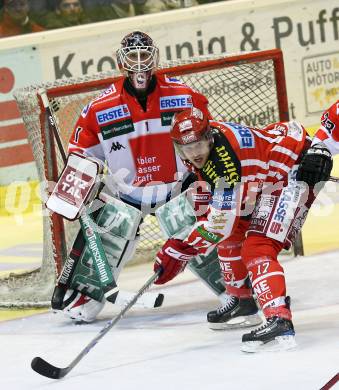 EBEL. Eishockey Bundesliga. KAC gegen HC TWK Innsbruck. HAGER Gregor (KAC), KOTYK Seamus (Innsbruck). Klagenfurt, am 21.12.2008.
Foto: Kuess 

---
pressefotos, pressefotografie, kuess, qs, qspictures, sport, bild, bilder, bilddatenbank