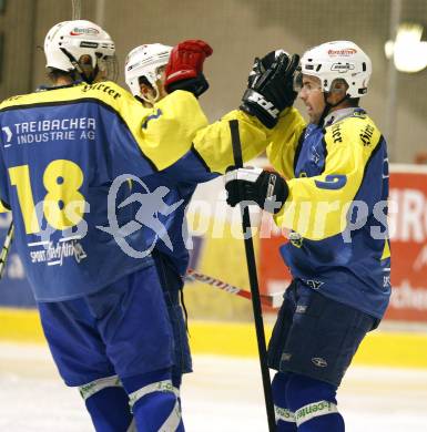 Eishockey Carinthian Hokey League. CHL. Steindorf gegen Althofen. Torjubel (Althofen) . Steindorf, am 20.12.2008.
Foto: Kuess
---
pressefotos, pressefotografie, kuess, qs, qspictures, sport, bild, bilder, bilddatenbank