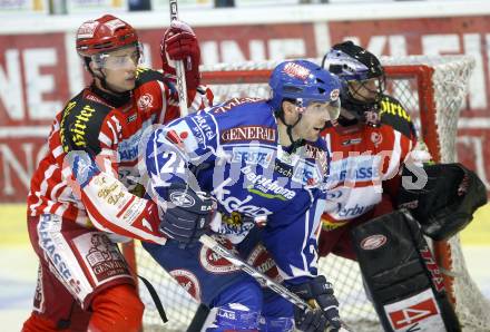 EBEL. Eishockey Bundesliga. KAC gegen VSV. Johannes Reichel, Travis Scott,  (KAC), Nikolas Petrik, (VSV). Klagenfurt, am 23.12.2008.
Foto: Kuess 

---
pressefotos, pressefotografie, kuess, qs, qspictures, sport, bild, bilder, bilddatenbank