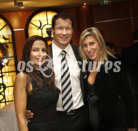 Sportgala 2008. Bettina und Armin Assinger, Stefanie Graf. Velden, 22.12.2008
Foto: Kuess

---
pressefotos, pressefotografie, kuess, qs, qspictures, sport, bild, bilder, bilddatenbank