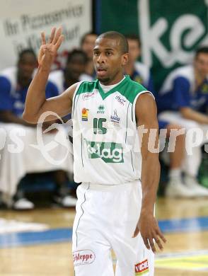 Basketball Bundesliga. Woerthersee Piraten gegen Allianz Gmunden Swans. Timothy Burnette  (Piraten).  Klagenfurt, 22.12.2008
Foto: Kuess

---
pressefotos, pressefotografie, kuess, qs, qspictures, sport, bild, bilder, bilddatenbank