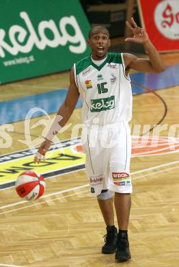 Basketball Bundesliga. Woerthersee Piraten gegen Allianz Gmunden Swans. Timothy Burnette (Piraten).  Klagenfurt, 22.12.2008
Foto: Kuess

---
pressefotos, pressefotografie, kuess, qs, qspictures, sport, bild, bilder, bilddatenbank