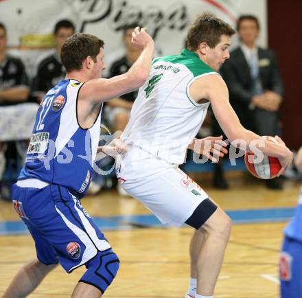 Basketball Bundesliga. Woerthersee Piraten gegen Allianz Gmunden Swans. Rasid Mahalbasic (Piraten), Matthias Mayer (Gmunden).  Klagenfurt, 22.12.2008
Foto: Kuess

---
pressefotos, pressefotografie, kuess, qs, qspictures, sport, bild, bilder, bilddatenbank