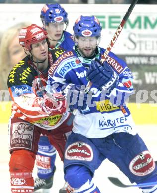 EBEL. Eishockey Bundesliga. KAC gegen VSV. Mike Craig (KAC), Justin Mapletoft (VSV). Klagenfurt, am 23.12.2008.
Foto: Nadja Kuess 
---
pressefotos, pressefotografie, kuess, qs, qspictures, sport, bild, bilder, bilddatenbank