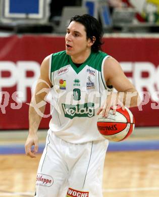 Basketball Bundesliga. Woerthersee Piraten gegen Allianz Gmunden Swans. Andreas Kuttnig (Piraten).  Klagenfurt, 22.12.2008
Foto: Kuess

---
pressefotos, pressefotografie, kuess, qs, qspictures, sport, bild, bilder, bilddatenbank