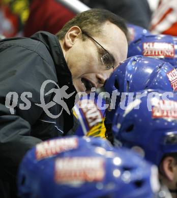 EBEL. Eishockey Bundesliga. KAC gegen VSV. Trainer Larry Huras (VSV). Klagenfurt, am 23.12.2008.
Foto: Kuess 

---
pressefotos, pressefotografie, kuess, qs, qspictures, sport, bild, bilder, bilddatenbank