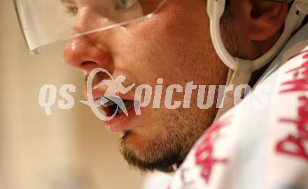 Eishockey Carinthian Hokey League. CHL. Steindorf gegen Althofen. Alfred Groyer (Steindorf). Steindorf, am 20.12.2008.
Foto: Kuess
---
pressefotos, pressefotografie, kuess, qs, qspictures, sport, bild, bilder, bilddatenbank