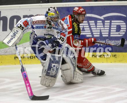 EBEL. Eishockey Bundesliga. EC Pasut VSV gegen EC KAC. Gert Prohaska,  (VSV), Herbert Ratz (KAC). Villach, am 26.12.2008.
Foto: Kuess 


---
pressefotos, pressefotografie, kuess, qs, qspictures, sport, bild, bilder, bilddatenbank