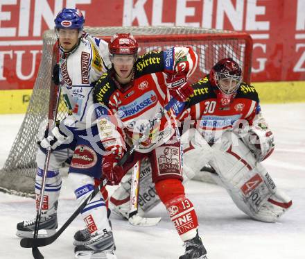 EBEL. Eishockey Bundesliga. EC Pasut VSV gegen EC KAC. Thomas Raffl, (VSV), Johannes Kirisits, Rene Swette (KAC). Villach, am 26.12.2008.
Foto: Kuess 


---
pressefotos, pressefotografie, kuess, qs, qspictures, sport, bild, bilder, bilddatenbank