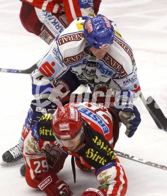 EBEL. Eishockey Bundesliga. EC Pasut VSV gegen EC KAC. Mike Stewart,  (VSV), Christoph Brandner (KAC). Villach, am 26.12.2008.
Foto: Kuess 


---
pressefotos, pressefotografie, kuess, qs, qspictures, sport, bild, bilder, bilddatenbank