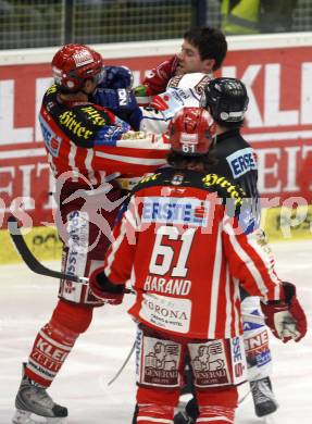 EBEL. Eishockey Bundesliga. EC Pasut VSV gegen EC KAC. Dan Cavanaugh, (VSV), Johannes Reichel  (KAC). Villach, am 26.12.2008.
Foto: Kuess 


---
pressefotos, pressefotografie, kuess, qs, qspictures, sport, bild, bilder, bilddatenbank