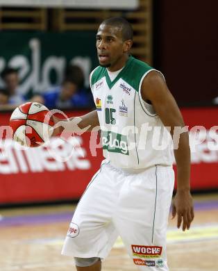 Basketball Bundesliga. Woerthersee Piraten gegen Oberwart Gunners. Timothy Burnette  (Piraten).  Klagenfurt, 26.12.2008
Copyright Kuess

---
pressefotos, pressefotografie, kuess, qs, qspictures, sport, bild, bilder, bilddatenbank